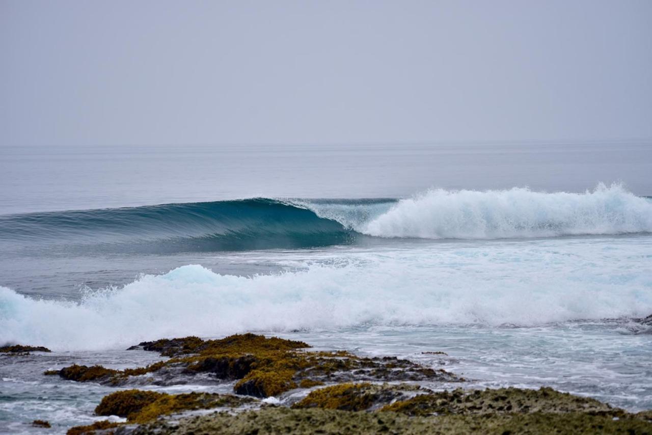 Simeulue Surflodges Lasikin ภายนอก รูปภาพ